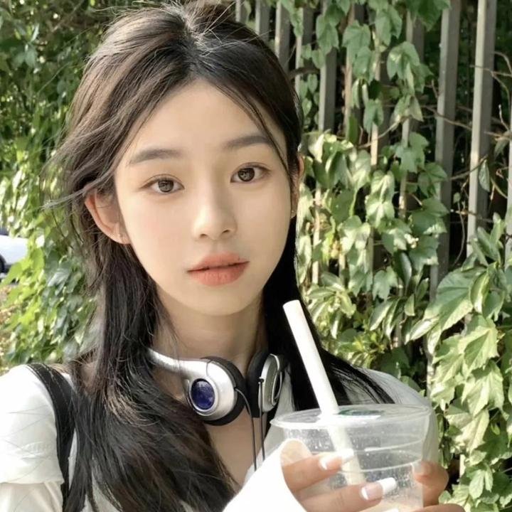 舞社里的酷女孩